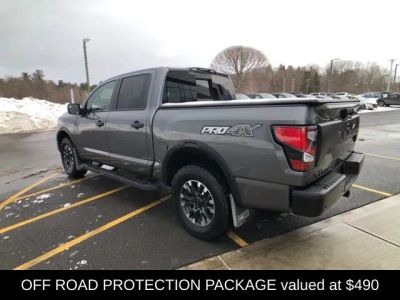 2021 Nissan Titan PRO-4X - Photo 28