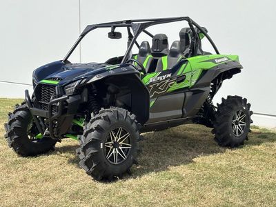 2025 Kawasaki Teryx KRX 1000 Lifted Edition - Photo 2