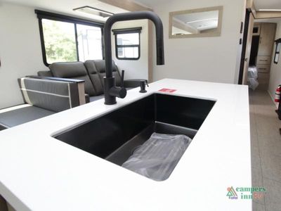 2026 Grand Design Imagine — photo 10 view