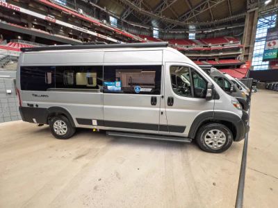 2027 Thor Motor Coach TELLARO — photo 16 view