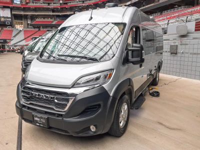 2027 Thor Motor Coach TELLARO — photo 21 view