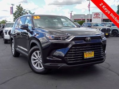 2025 Toyota Grand Highlander - Photo 2