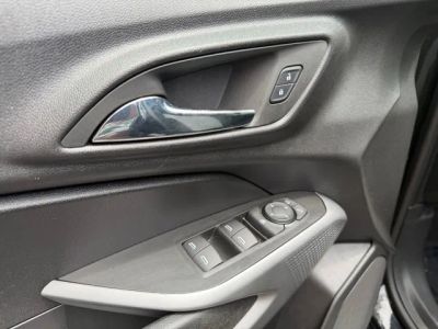 2025 Chevrolet Trax — photo 16 view
