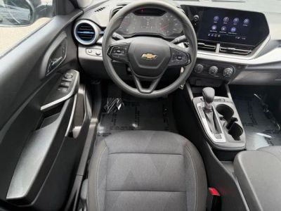 2025 Chevrolet Trax — photo 14 view