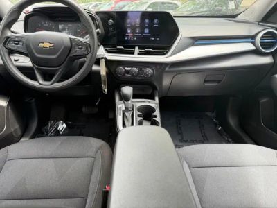 2025 Chevrolet Trax — photo 12 view