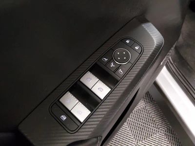 2025 Mitsubishi Outlander - Photo 22