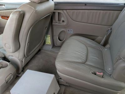 2005 Toyota Sienna - Photo 27