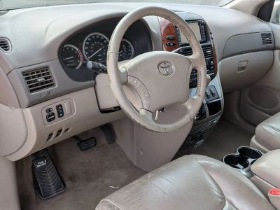 2005 Toyota Sienna - Photo 26