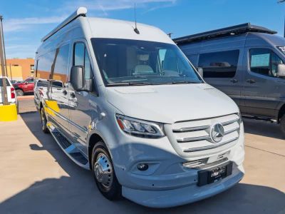 2026 Midwest Automotive Designs HERITAGE — front three-quarter view