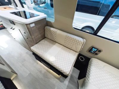 2026 Midwest Automotive Designs HERITAGE — photo 14 view