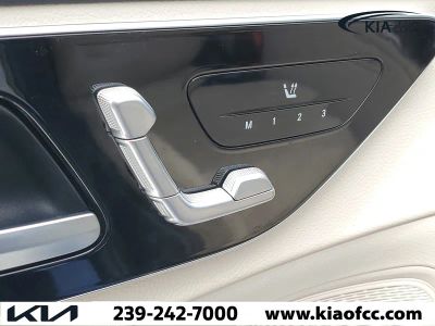 2023 Mercedes-Benz C-Class — photo 18 view