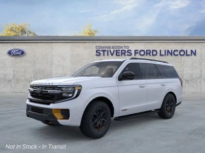 2026 Ford Expedition - Photo 2