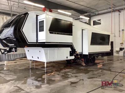 2026 Brinkley Model Z - Photo 3