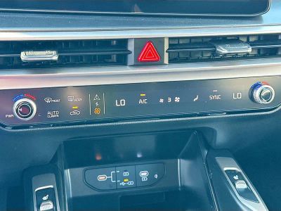 2026 Kia Sorento — photo 16 view