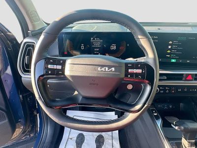 2026 Kia Sorento — photo 11 view