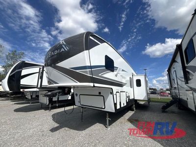 2025 Keystone RV Arcadia - Photo 3