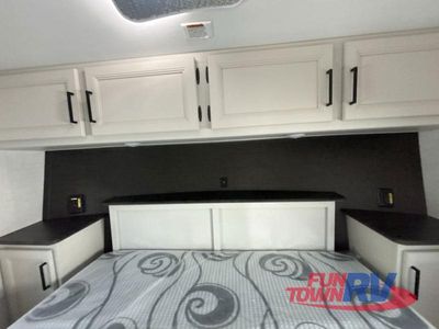 2025 Keystone RV Arcadia - Photo 43