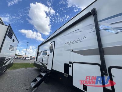 2025 Keystone RV Arcadia - Photo 8