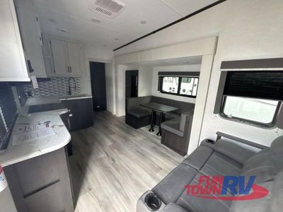 2025 Keystone RV Arcadia - Photo 18