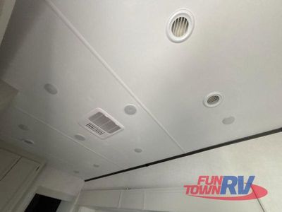 2025 Keystone RV Arcadia - Photo 26