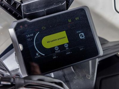 2025 KTM 890 Adventure R - Photo 26