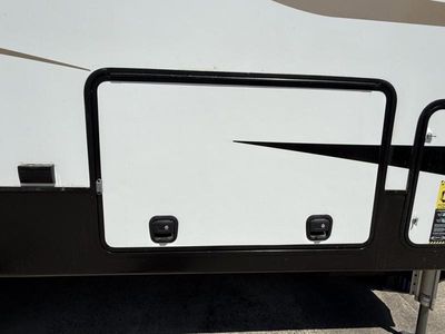 2022 Heartland Bighorn Traveler - Photo 13