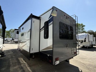 2022 Heartland Bighorn Traveler - Photo 8