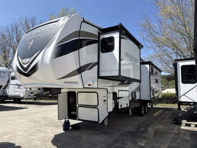 2022 Heartland Bighorn Traveler - Photo 4