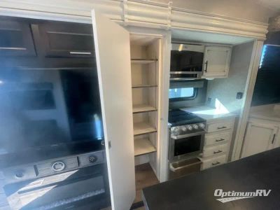 2023 CrossRoads Zinger Lite — photo 10 view