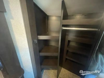 2023 CrossRoads Zinger Lite — photo 17 view