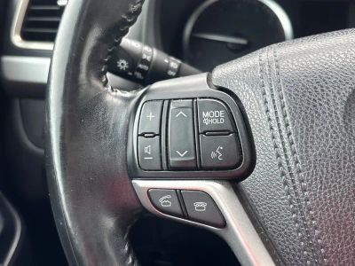 2016 Toyota Highlander - Photo 21