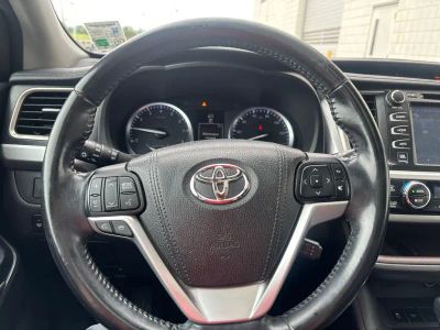2016 Toyota Highlander - Photo 20