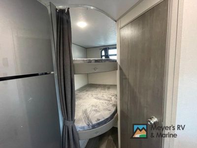 2026 Coachmen RV Catalina Summit Series 7 - Photo 18