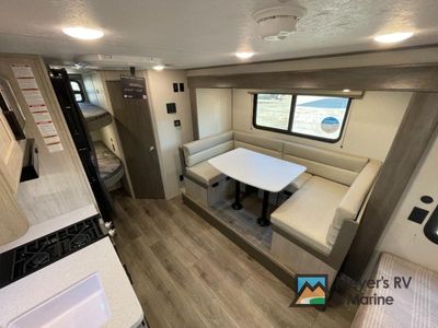 2026 Coachmen RV Catalina Summit Series 7 - Photo 6