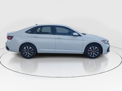 2024 Volkswagen Jetta - Photo 8