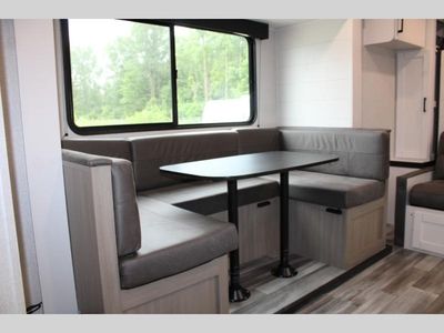2026 Jayco Jay Flight SLX - Photo 8
