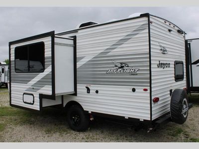 2026 Jayco Jay Flight SLX - Photo 3