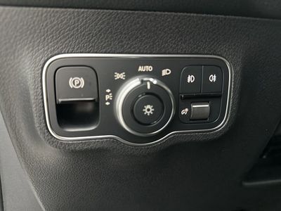 2026 Mercedes-Benz GLB — photo 51 view