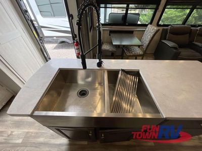2023 Forest River RV Cardinal Luxury - Photo 11