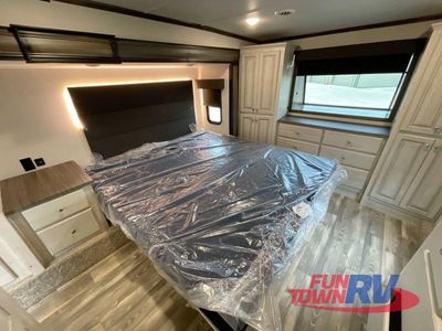2023 Forest River RV Cardinal Luxury - Photo 23