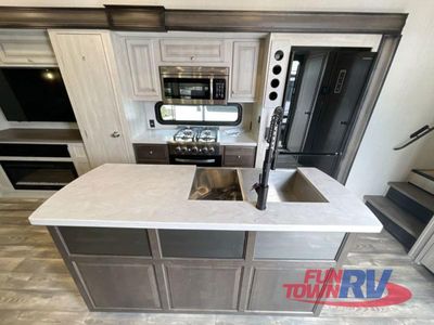 2023 Forest River RV Cardinal Luxury - Photo 10