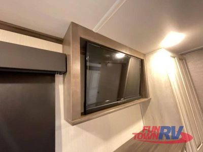 2023 Forest River RV Cardinal Luxury - Photo 25
