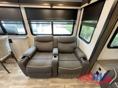 2023 Forest River RV Cardinal Luxury - Photo 17