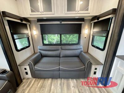 2023 Forest River RV Cardinal Luxury - Photo 18