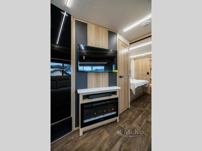 2026 Dynamax Europa S - Photo 37