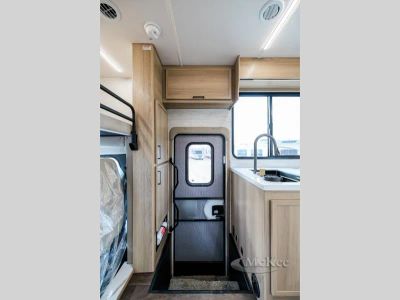 2026 Dynamax Europa S - Photo 30