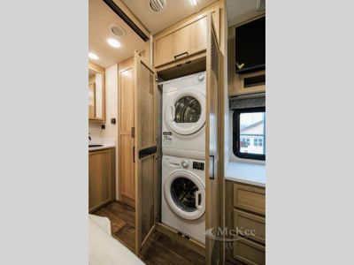 2026 Dynamax Europa S - Photo 46