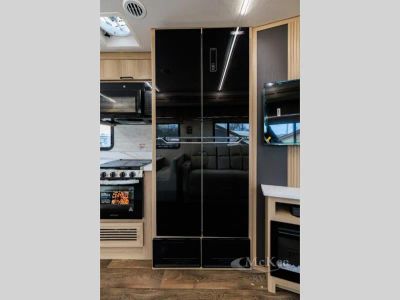 2026 Dynamax Europa S - Photo 36