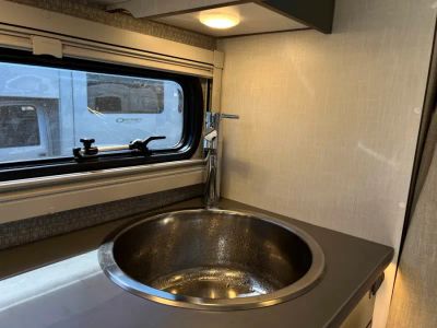 2027 Winnebago EKKO — photo 12 view