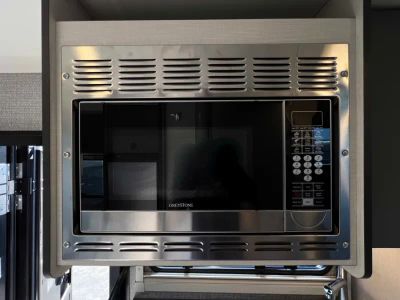 2027 Winnebago EKKO — photo 13 view